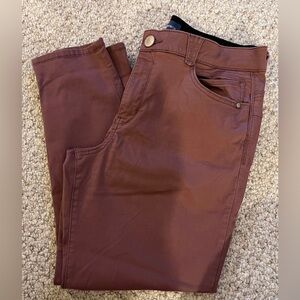 EUC-Women’s Democracy 
Ab-Solution Pants
Color-Rust/Plum
Size 16